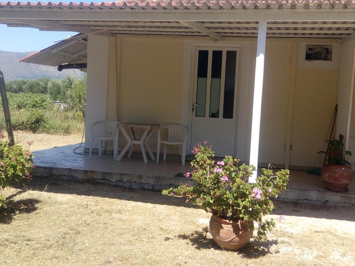 Agia Marina Studios, B Kalipadhon Экстерьер фото